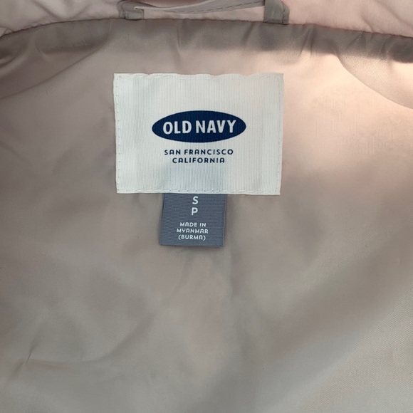 Old Navy quilted vest - Picture 2 of 3